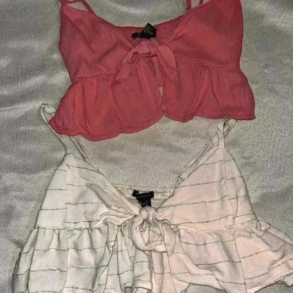 (2) Forver 21 Tie Front Crop Top - Picture 3 of 3